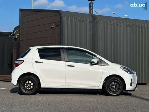 Toyota Yaris 2018 - фото 5