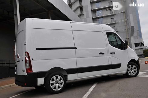 Opel Movano 2020 - фото 19