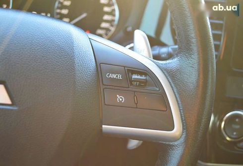 Mitsubishi Outlander 2013 - фото 23