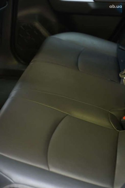 Toyota RAV4 2021 - фото 18