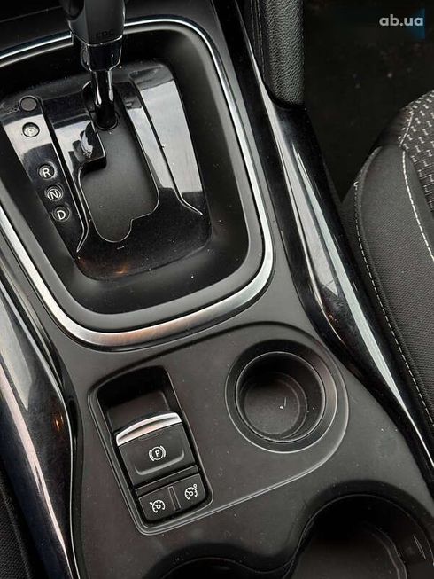 Renault Kadjar 2018 - фото 12