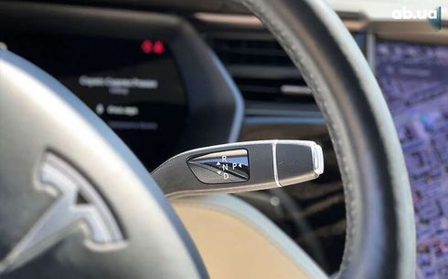 Tesla Model S 2019 - фото 17