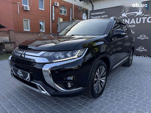 Mitsubishi Outlander 2021 - фото 12