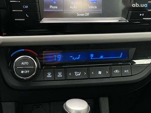 Toyota Corolla 2015 - фото 20