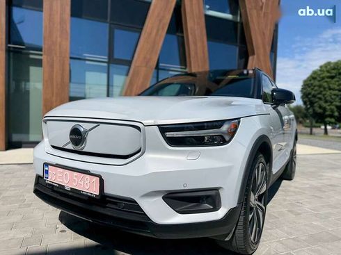 Volvo XC40 2021 - фото 7
