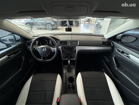 Volkswagen Passat 2016 белый - фото 12