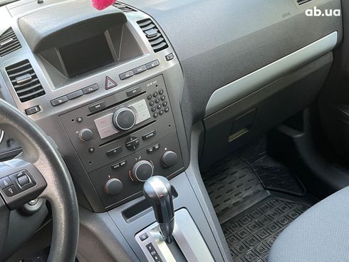 Opel Zafira 2005 серый - фото 21