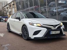 Купить Toyota бу в Украине - купить на Автобазаре