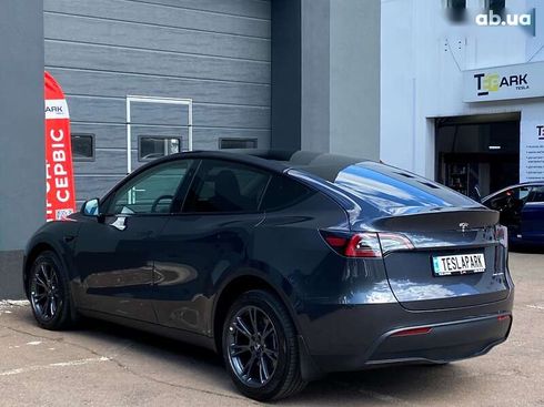 Tesla Model Y 2024 - фото 8