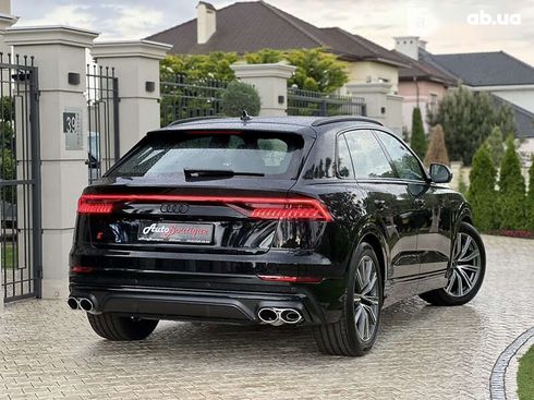 Audi SQ8 2023 - фото 28