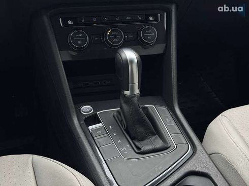Volkswagen Tiguan 2019 - фото 18