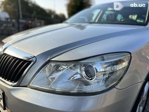 Skoda Octavia 2011 - фото 10