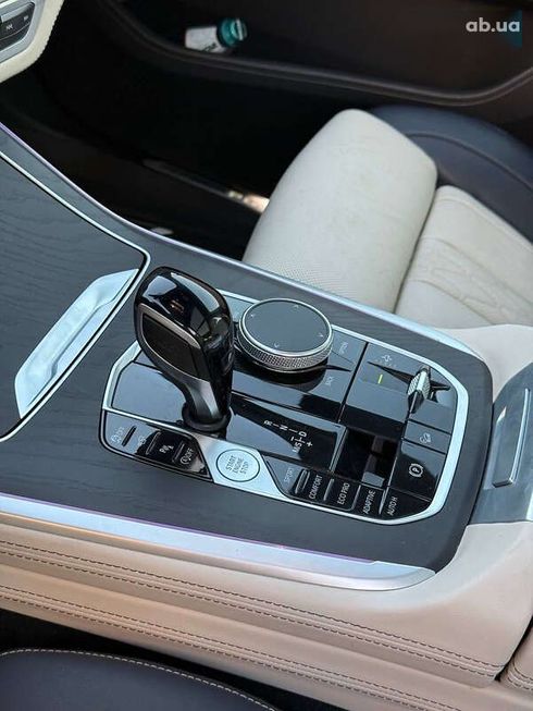 BMW X7 2022 - фото 24