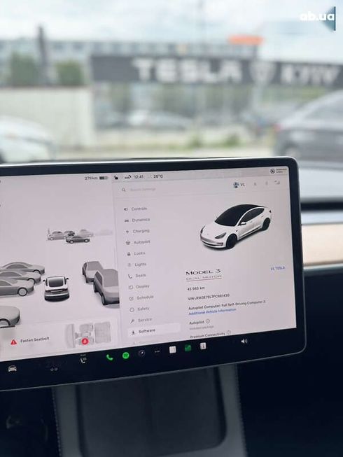 Tesla Model 3 2022 - фото 21