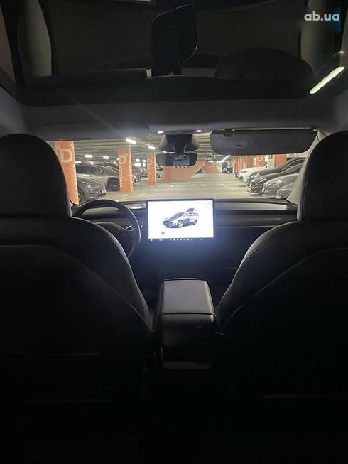 Tesla Model Y 2024 - фото 12