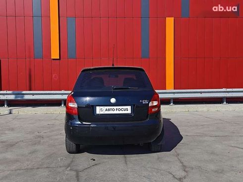 Skoda Fabia 2008 - фото 6