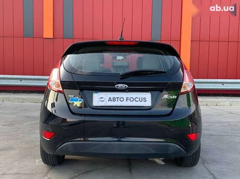 Ford Fiesta 2018 - фото 7