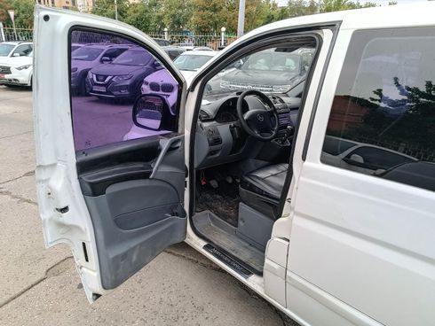 Mercedes-Benz Vito 2003 белый - фото 35