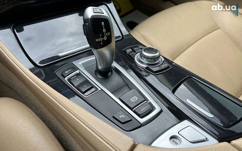 BMW 5 серия 2015 - фото 20