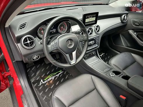 Mercedes-Benz GLA-Класс 2015 - фото 20