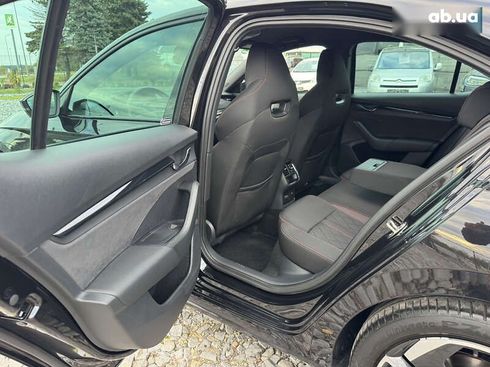 Skoda Octavia 2021 - фото 25