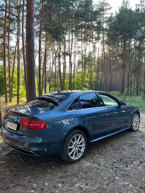 Audi A4 2015 синий - фото 2