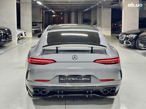 Mercedes-Benz AMG GT 4 2019 - фото 19