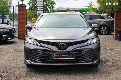 Toyota Camry 2018 - фото 4