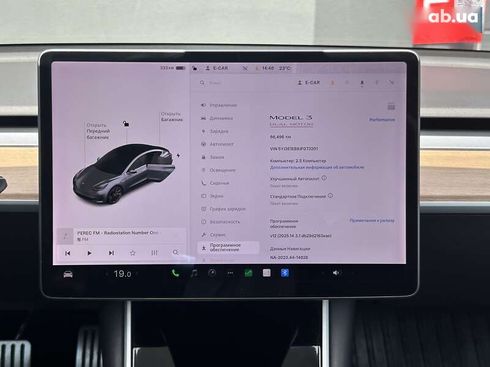 Tesla Model 3 2019 - фото 18