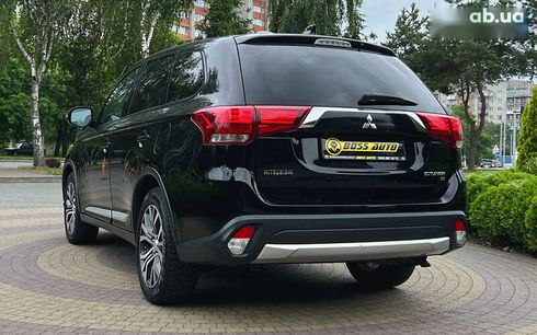 Mitsubishi Outlander 2017 - фото 5