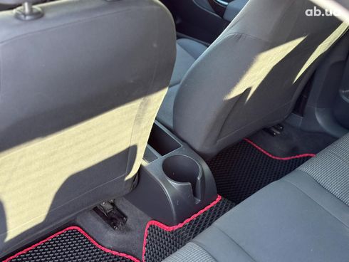 Volkswagen Jetta 2005 серый - фото 12