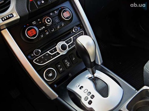 Renault Koleos 2010 - фото 12