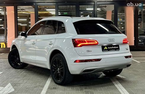 Audi Q5 2018 - фото 16