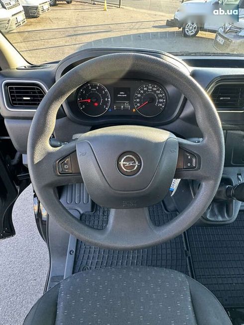 Opel Movano 2020 - фото 18