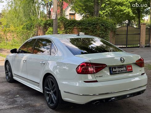 Volkswagen passat b7 2016 белый - фото 7