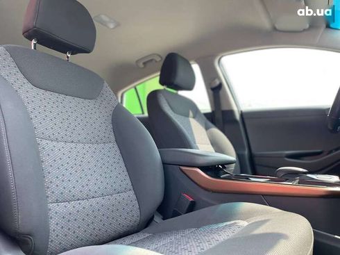 Hyundai Ioniq 2018 - фото 23