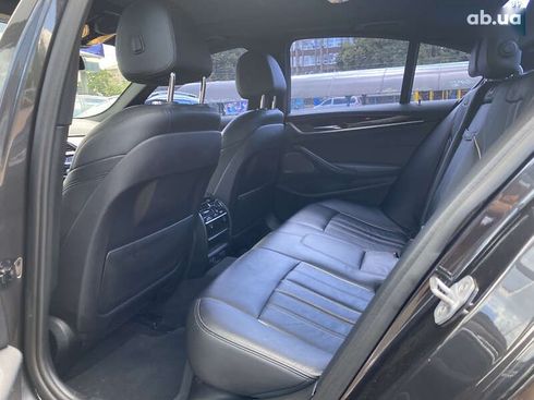 BMW 5 серия 2018 - фото 19