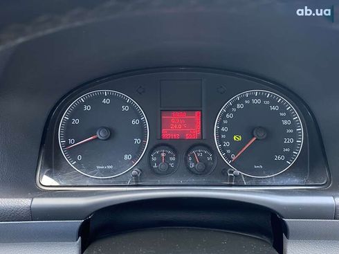 Volkswagen Touran 2006 - фото 25