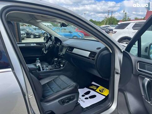 Volkswagen Touareg 2017 - фото 19