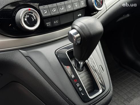 Honda CR-V 2016 черный - фото 18