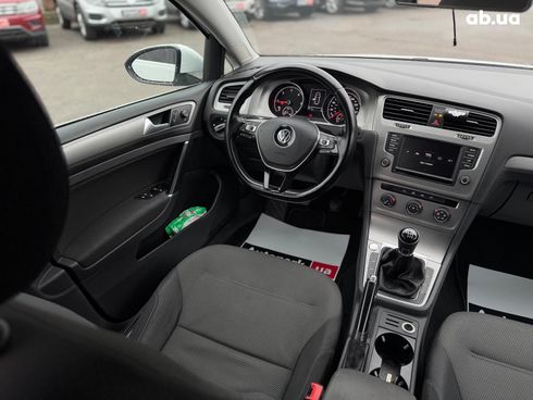 Volkswagen Golf 2015 белый - фото 32