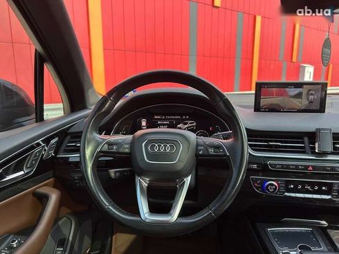 Audi Q7 2017 - фото 14