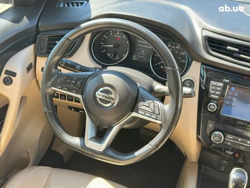 Nissan Rogue 2017 красный - фото 26