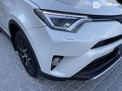 Toyota RAV4 2016 - фото 27