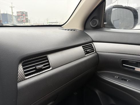 Mitsubishi Outlander 2017 черный - фото 25