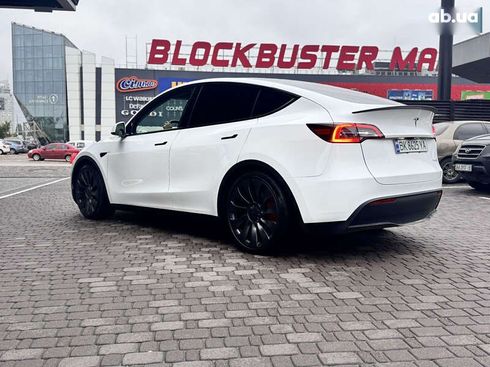 Tesla Model Y 2024 - фото 7