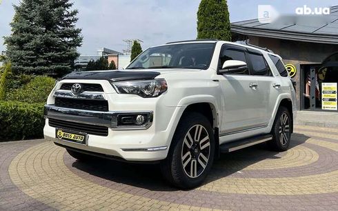 Toyota 4Runner 2017 - фото 3