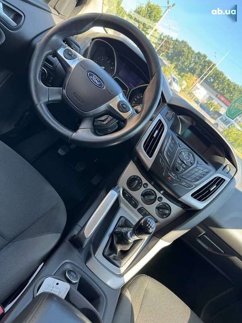 Ford Focus 2012 - фото 14
