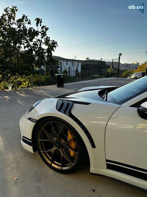 Porsche 911 2020 - фото 5