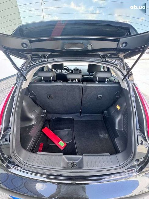 Nissan Juke 2019 - фото 28